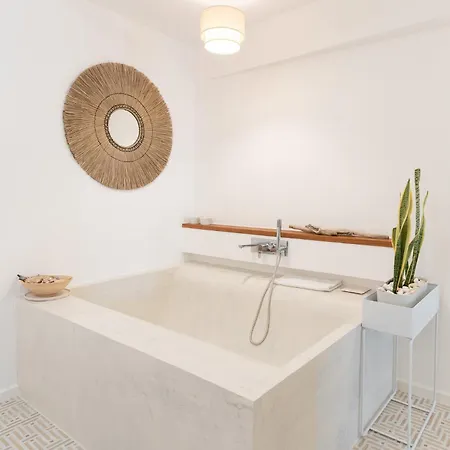 Apartament M Luxury Koróni